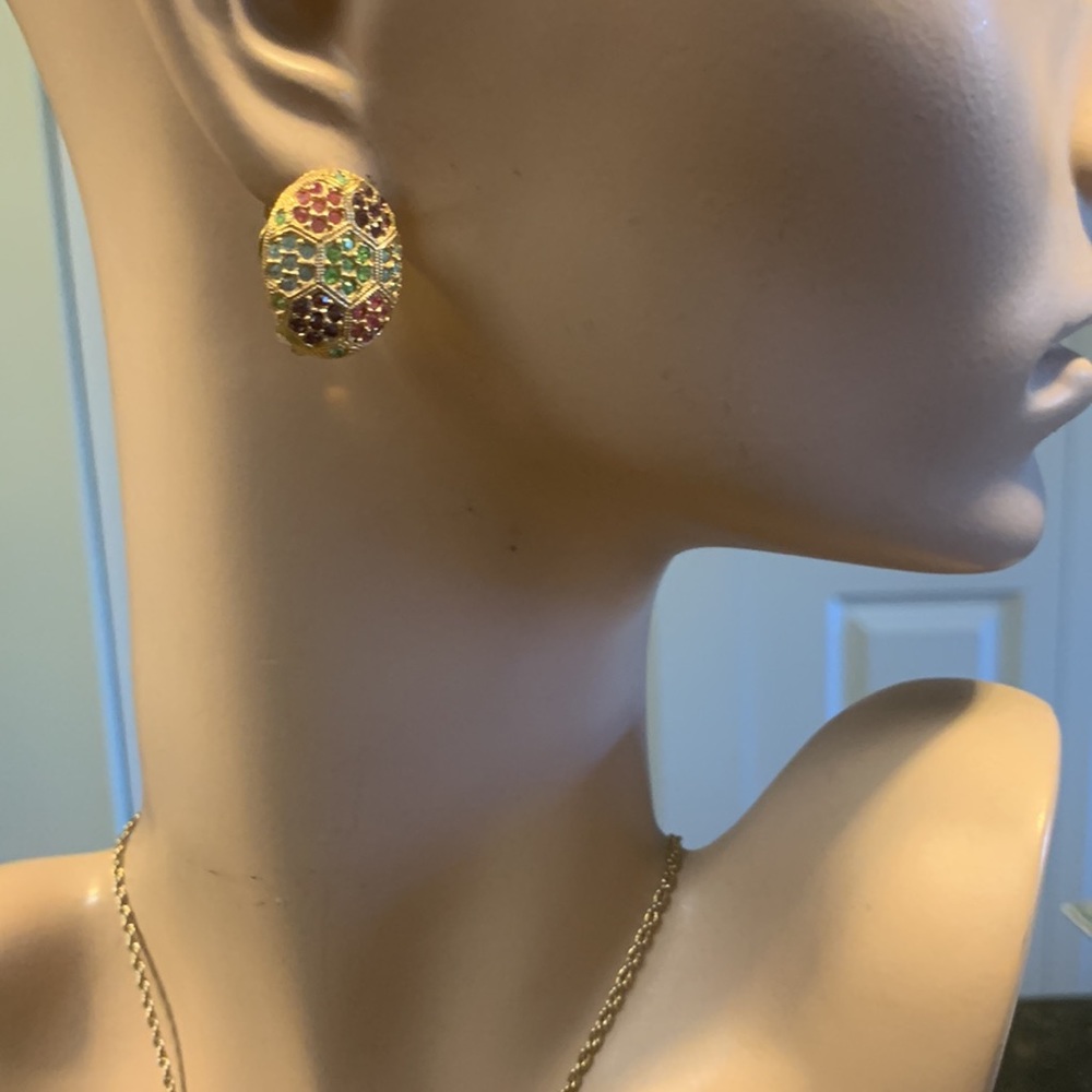 D’ORLAN SUSAN KAPLAN REDISCOVERED COLLECTION PASTEL CRYSTAL EARRINGS